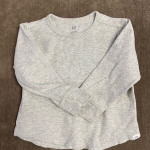 3/$15 GAP | Gray thermal Shirt